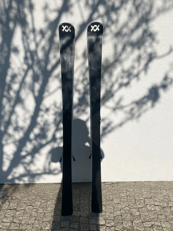 obraz_2026-05-18_010141287 Völkl Racetiger 165 cm | Carver Race Piste | Promień 14 m