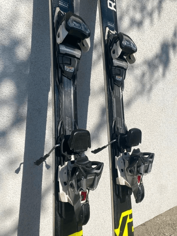 obraz_2026-05-18_010223927 Völkl Racetiger 165 cm | Carver Race Piste | Promień 14 m