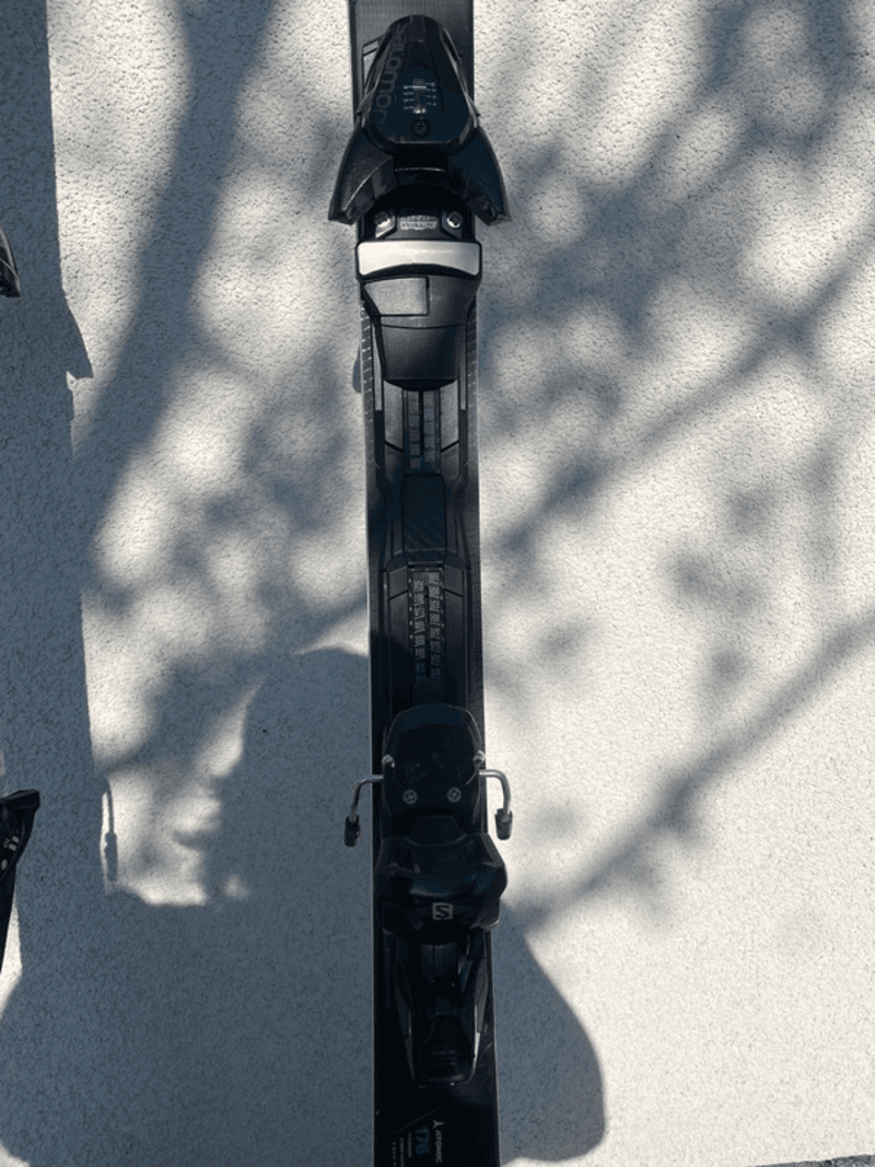 obraz_2026-05-18_011103860 Atomic Redster TI Revoshock 176 cm | Carver Piste | Promień 15,5 m
